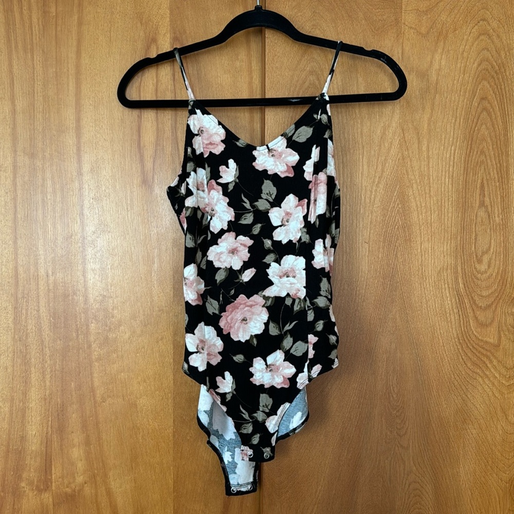 NWT American Eagle Body Suit